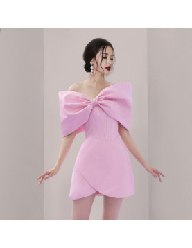 夏季新款性感一字肩a字裙優雅風網紗拼接蝴蝶結粉魚骨收腰連身裙